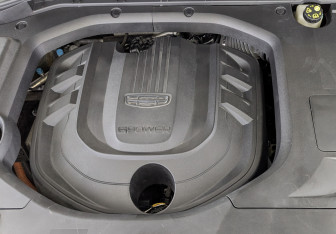 Подержанный автомобиль Geely Atlas Pro 2024 года (9 фото)