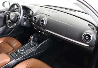 Подержанный автомобиль Audi A3 Sedan 2014 года (6 фото)