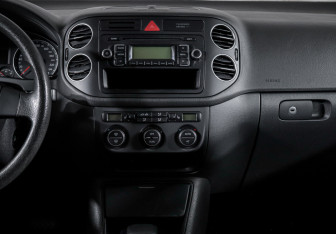 Подержанный автомобиль Volkswagen Golf Plus 2008 года (12 фото)