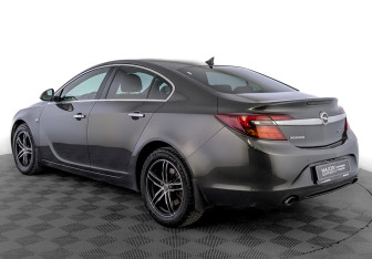 Подержанный автомобиль Opel Insignia Sedan 2014 года (7 фото)