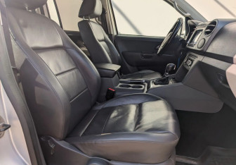 Подержанный автомобиль Volkswagen Amarok 2013 года (11 фото)