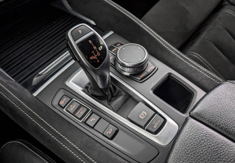 Подержанный автомобиль BMW X6 2019 года (30 фото)