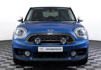 Подержанный автомобиль MINI Countryman 2017 года (2 фото)