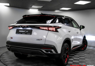 Подержанный автомобиль Omoda C5 2022 года (24 фото)