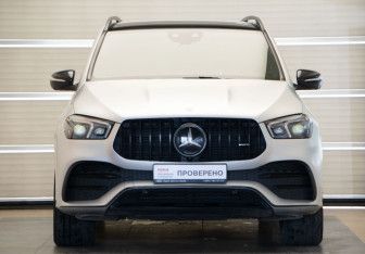 Подержанный автомобиль Mercedes-Benz GLE 2019 года (2 фото)