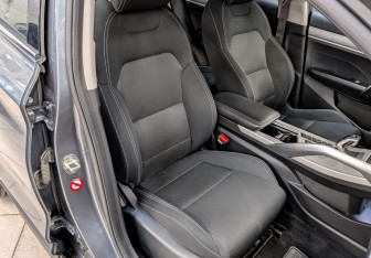 Подержанный автомобиль Geely Coolray 2022 года (23 фото)