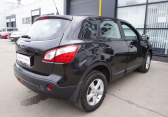 Подержанный автомобиль Nissan Qashqai 2012 года (5 фото)