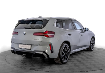 Подержанный автомобиль BMW X3 2025 года (5 фото)