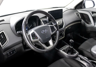 Подержанный автомобиль Hyundai Creta 2019 года (7 фото)