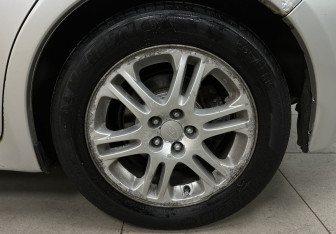 Подержанный автомобиль Subaru Impreza Hatchback 2008 года (9 фото)