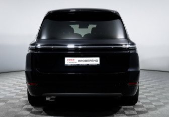 Подержанный автомобиль LiXiang L9 2024 года (6 фото)