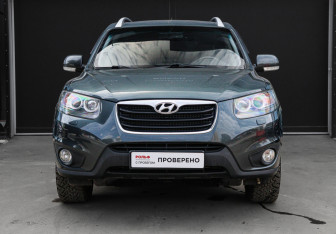 Подержанный автомобиль Hyundai Santa Fe 2011 года (2 фото)