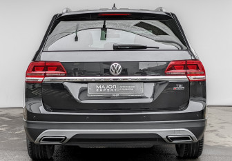 Подержанный автомобиль Volkswagen Teramont 2018 года (6 фото)