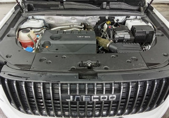 Подержанный автомобиль Jaecoo J7 2023 года (16 фото)