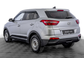 Подержанный автомобиль Hyundai Creta 2017 года (7 фото)