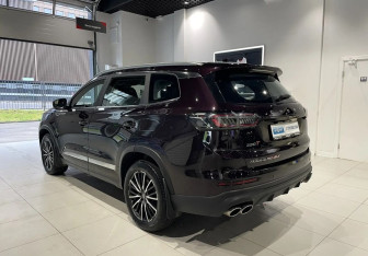 Подержанный автомобиль Chery Tiggo 8 Pro Max 2022 года (6 фото)