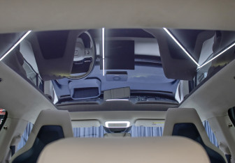 Подержанный автомобиль Zeekr X 2023 года (17 фото)