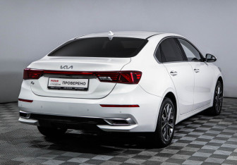 Подержанный автомобиль Kia K3 Sedan 2022 года (5 фото)