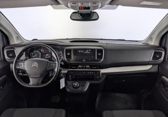 Подержанный автомобиль Citroen SpaceTourer 2021 года (13 фото)