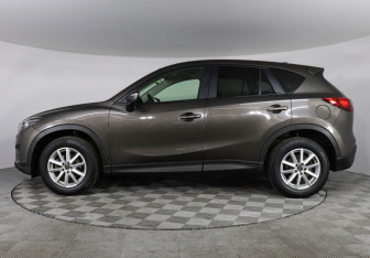 Подержанный автомобиль Mazda CX-5 2016 года (8 фото)