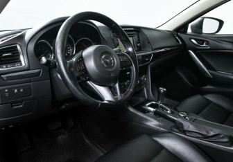 Подержанный автомобиль Mazda 6 Sedan 2014 года (11 фото)