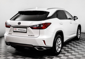 Подержанный автомобиль Lexus RX 2016 года (5 фото)