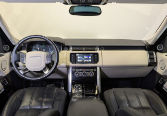 Подержанный автомобиль Land Rover Range Rover 2016 года (14 фото)