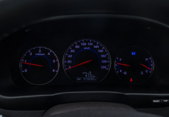 Подержанный автомобиль Hyundai Santa Fe 2011 года (11 фото)