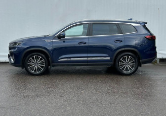 Подержанный автомобиль Chery Tiggo 8 Pro 2022 года (8 фото)