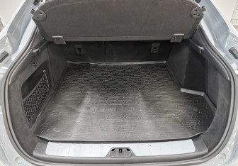 Подержанный автомобиль Geely Tugella 2023 года (10 фото)