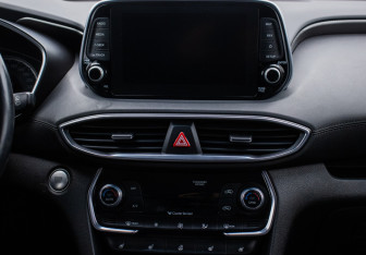 Подержанный автомобиль Hyundai Santa Fe 2018 года (14 фото)