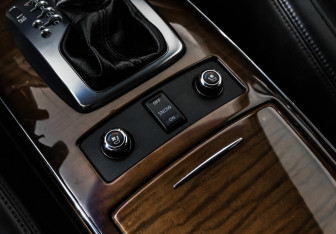 Подержанный автомобиль Infiniti FX 2011 года (20 фото)