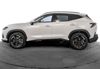 Новый Soueast S06 2026 (3 фото)