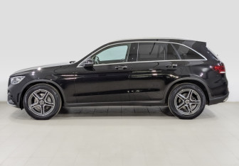 Подержанный автомобиль Mercedes-Benz GLC Coupe 2021 года (8 фото)