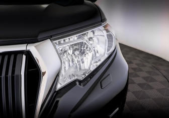 Подержанный автомобиль Toyota Land Cruiser Prado 2020 года (17 фото)