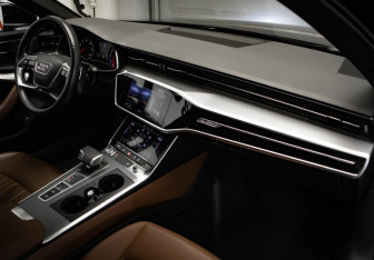 Подержанный автомобиль Audi A6 Sedan 2019 года (26 фото)