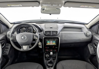 Подержанный автомобиль Nissan Terrano 2019 года (14 фото)