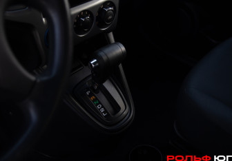Подержанный автомобиль Hyundai Matrix 2009 года (9 фото)