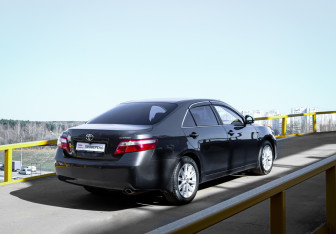 Подержанный автомобиль Toyota Camry Sedan 2011 года (4 фото)