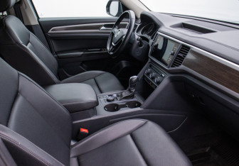 Подержанный автомобиль Volkswagen Teramont 2019 года (9 фото)