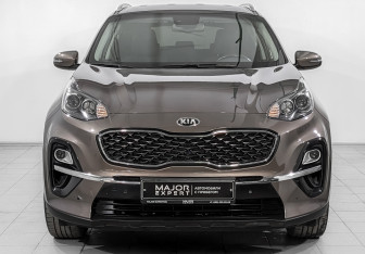 Подержанный автомобиль Kia Sportage 2018 года (2 фото)