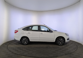 Подержанный автомобиль LADA (ВАЗ) Granta Liftback 2025 года (4 фото)