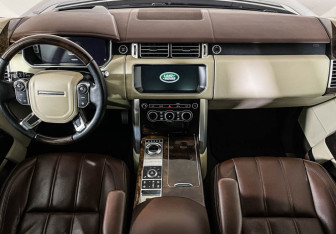 Подержанный автомобиль Land Rover Range Rover 2017 года (12 фото)