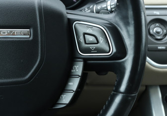 Подержанный автомобиль Land Rover Range Rover Evoque 2012 года (19 фото)