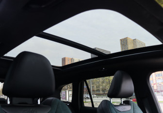 Подержанный автомобиль Geely Monjaro 2023 года (14 фото)