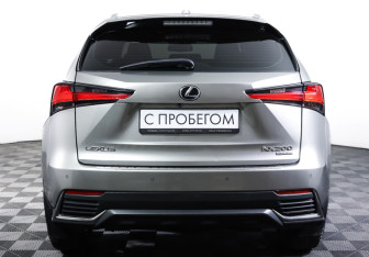 Подержанный автомобиль Lexus NX 2021 года (6 фото)