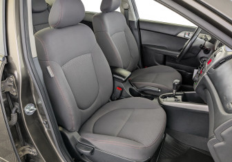 Подержанный автомобиль Kia Cerato Sedan 2009 года (23 фото)