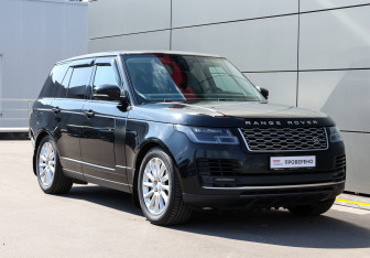 Подержанный автомобиль Land Rover Range Rover 2021 года (3 фото)
