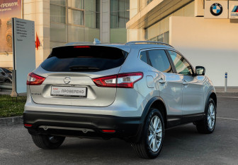 Подержанный автомобиль Nissan Qashqai 2018 года (5 фото)