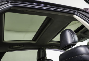 Подержанный автомобиль Toyota Venza 2013 года (18 фото)